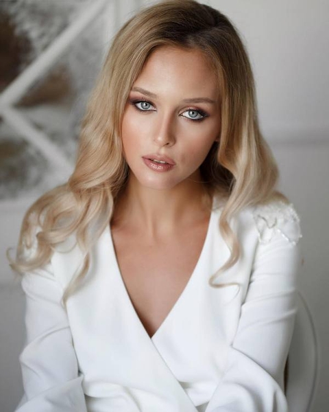 superb Russian bride from city Ekaterinburgh Russia
